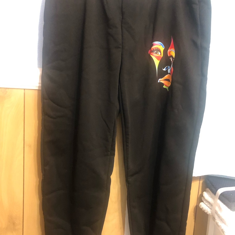 2pc sweat suit with face